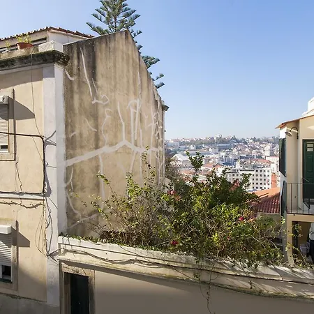 Atelier Do Castelo | Rentexperience Apartman Lisboa